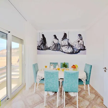 Stone's Throw - Front Line In Apartamento Nazaré